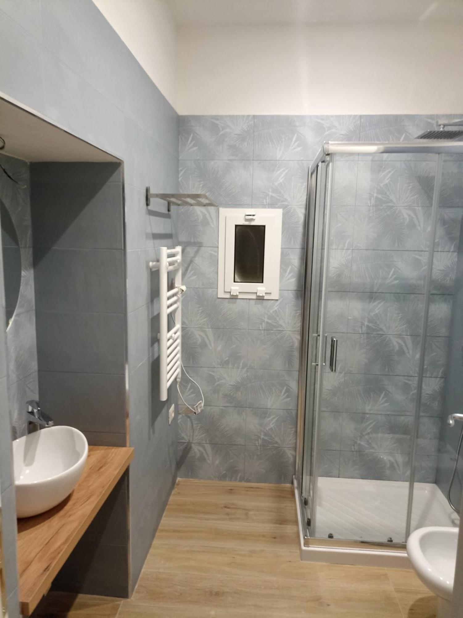 לינה וארוחת בוקר נאפולי Monteoliveto 5 מראה חיצוני תמונה